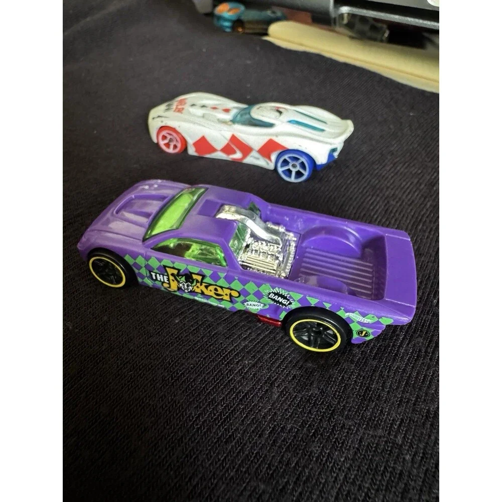 Vintage  Hot Wheels The Joker Harley Quinn Custom Diecast Toy Cars 2 Pack 1/64